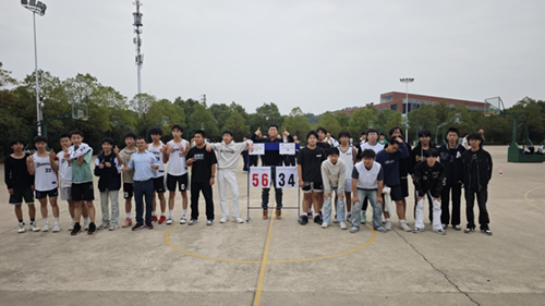 机械工程系举办“新生杯”校园篮球赛