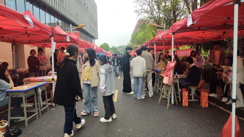 好“市”发生·春暖同行——学院第一届校园义卖活动圆满举办